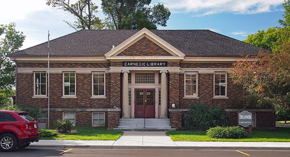 Photograph of Dawson Carnegie Library