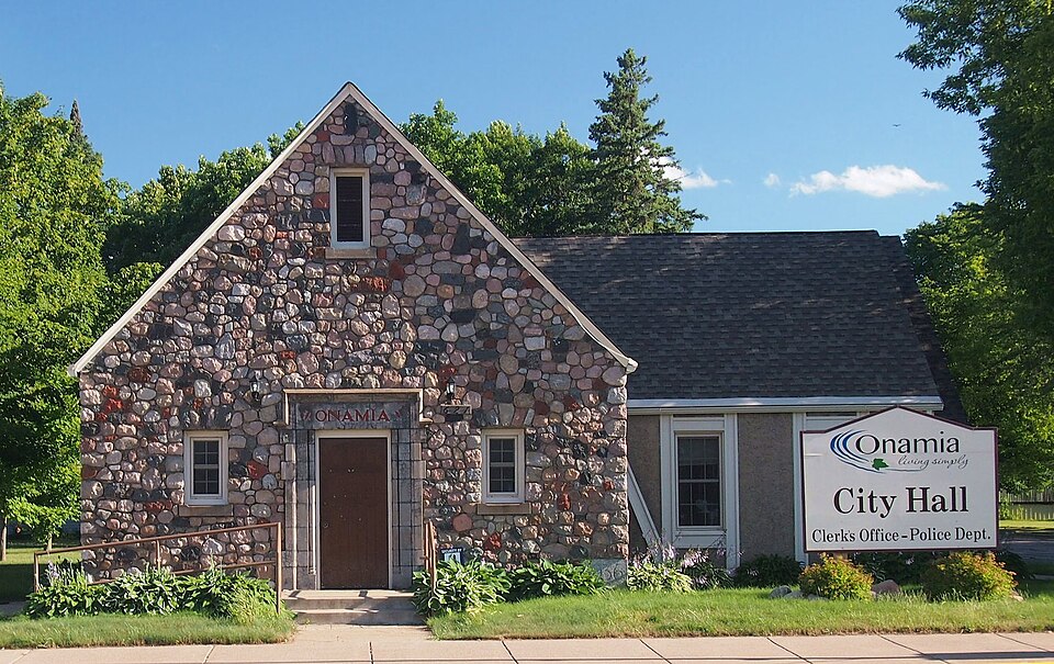 Photograph of Onamia Municipal Hall