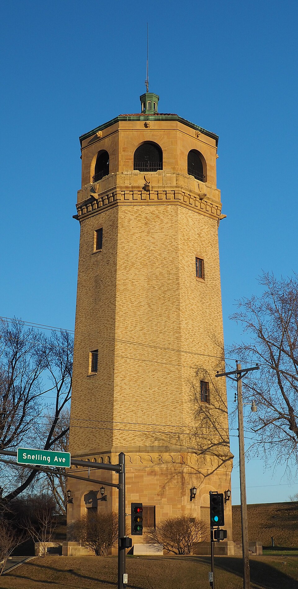 Photograph of Highland Park Tower