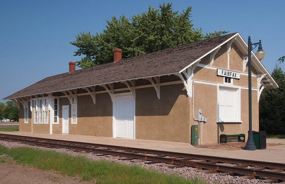 Photograph of Fairfax station