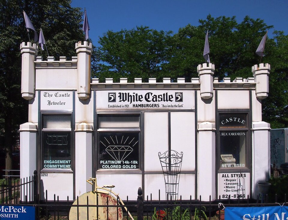 Photograph of White Castle Building No. 8