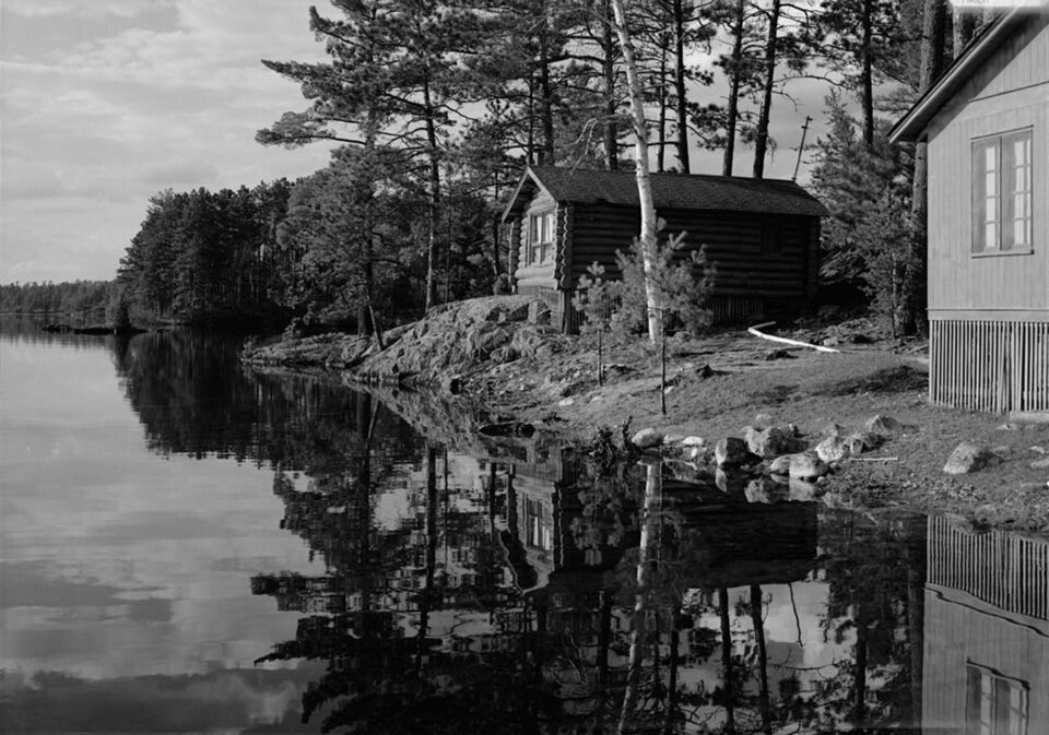 Photograph of Burntside Lodge