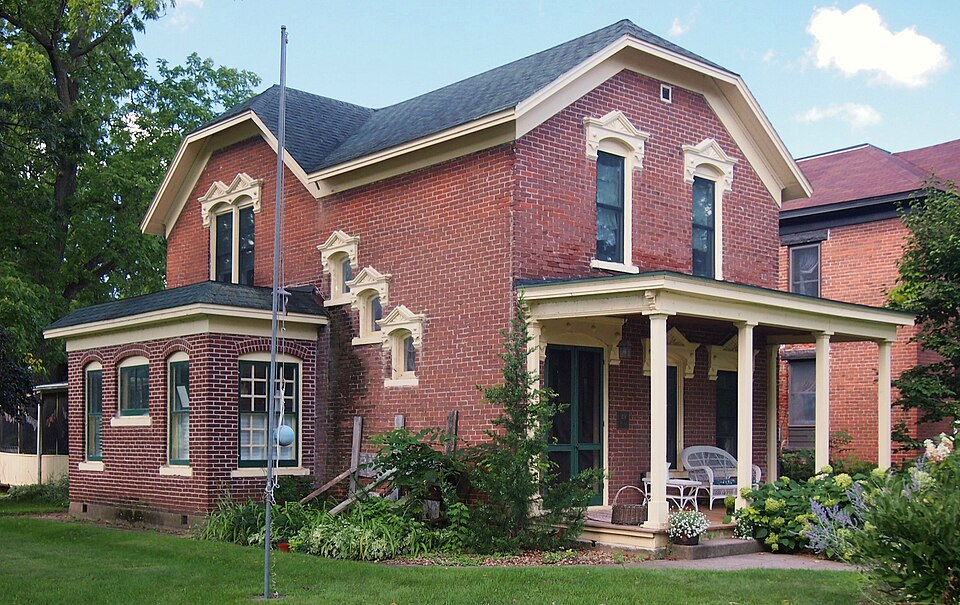 Photograph of Clara and Julius Schmidt House
