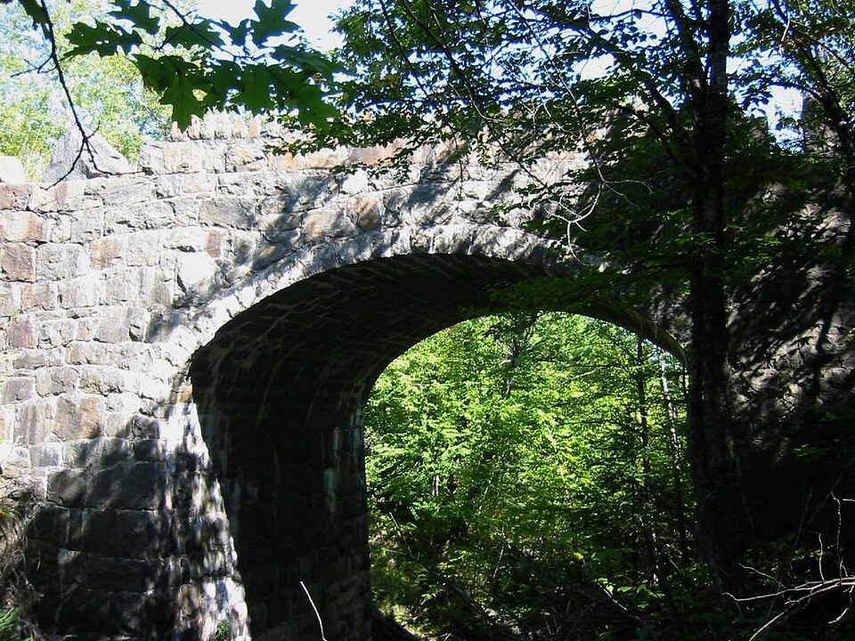 Photograph of Bridge No. L6007