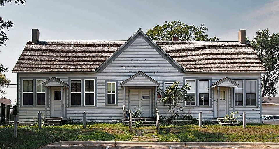 Photograph of Birch Coulee School