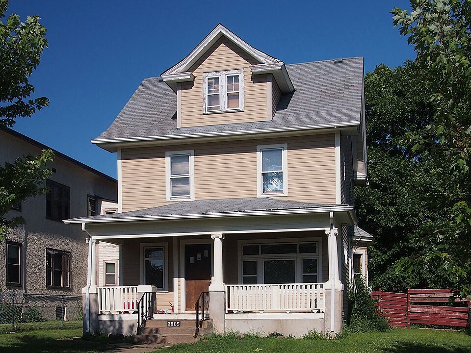 Photograph of Lena O. Smith House