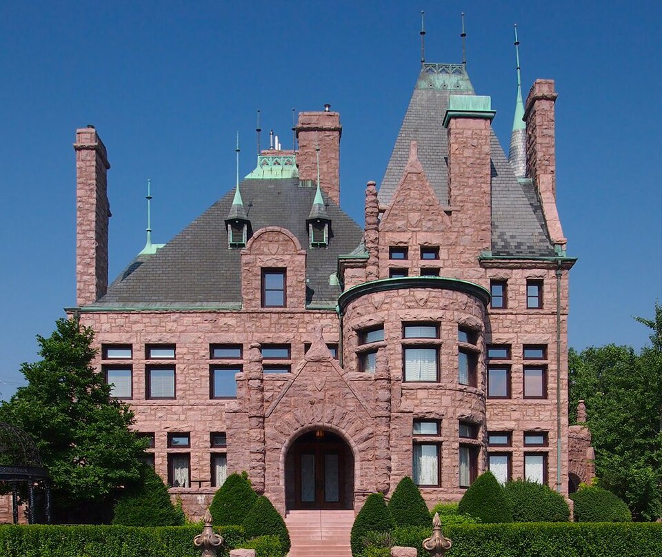 Photograph of George W. and Nancy B. Van Dusen House