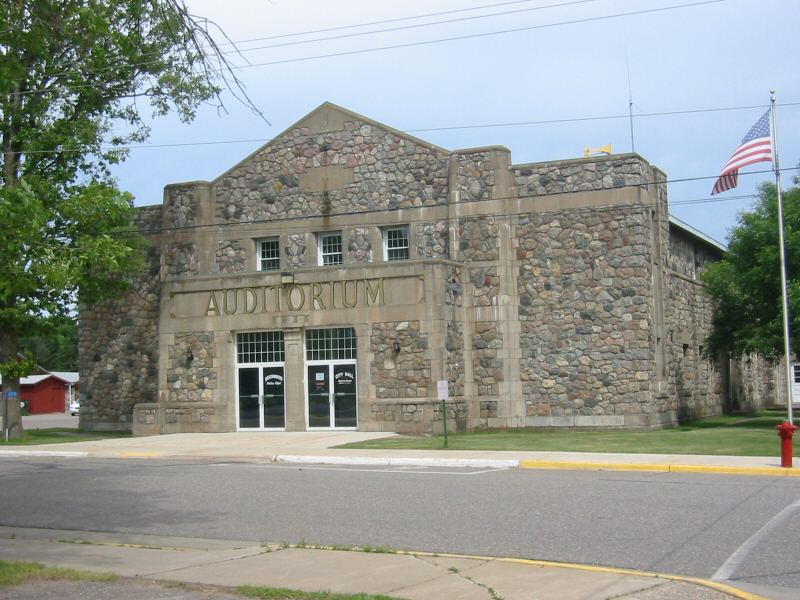 Photograph of Deerwood Auditorium