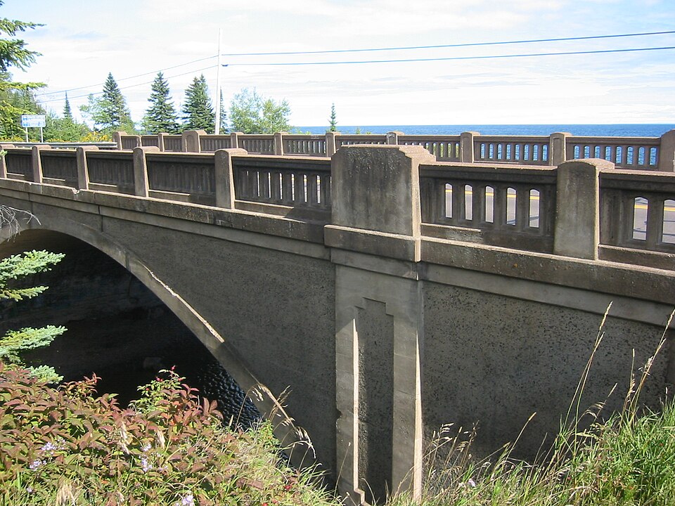Photograph of Bridge No. 3589
