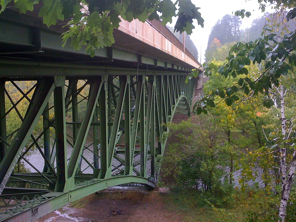 Photograph of Kettle River Bridge