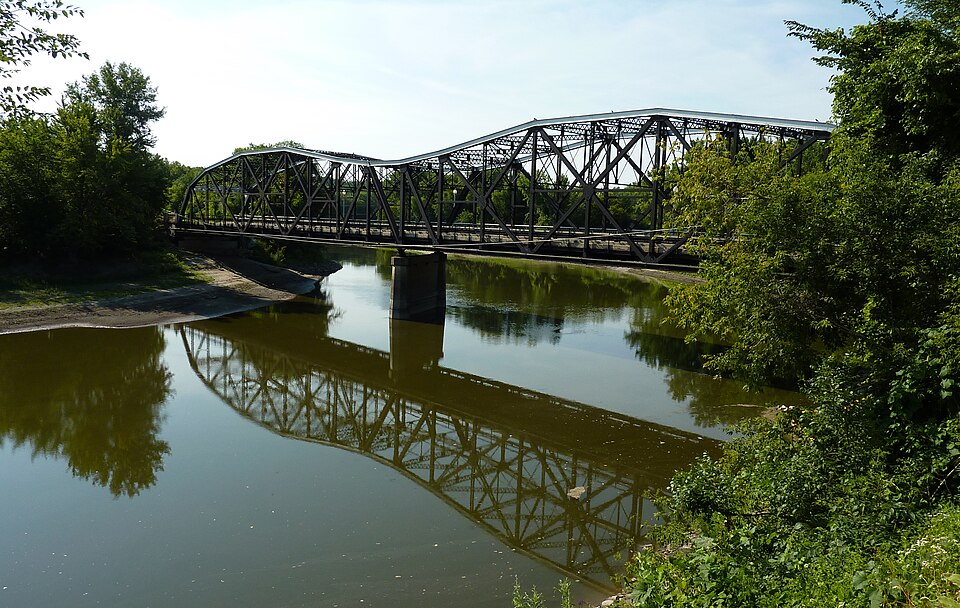 Photograph of Broadway Bridge