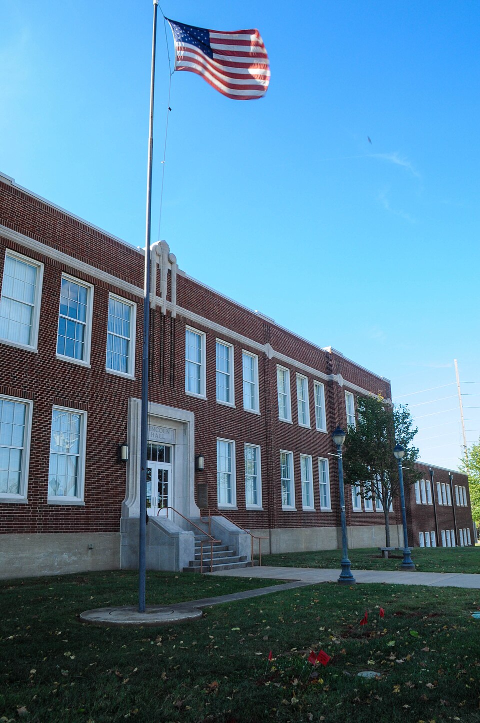 Photograph of Lincoln School