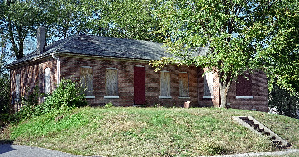 Photograph of John B. and Elizabeth Ruthven House