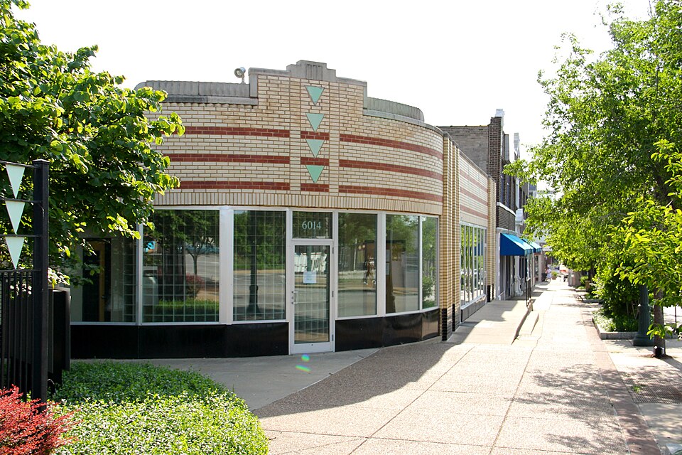 Photograph of A & P Food Stores Building