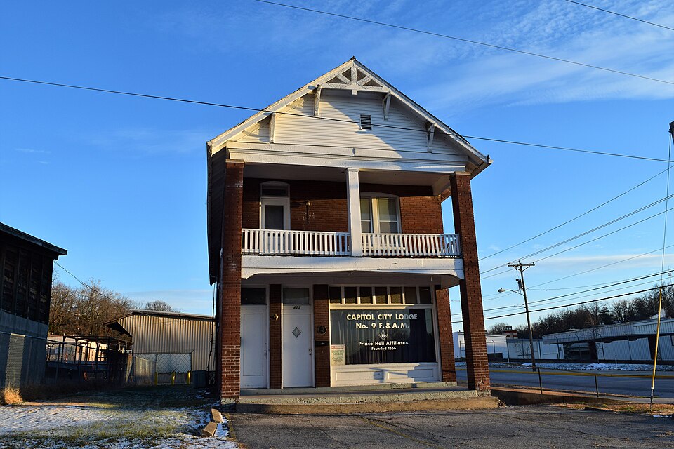 Photograph of H.E. Gensky Grocery Store Building