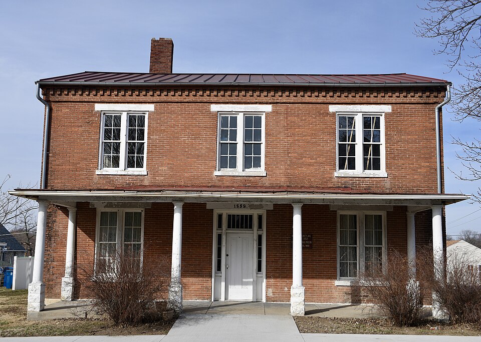 Photograph of Marion County Jail and Jailor's House