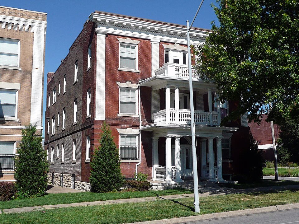 Photograph of Maine Apartments