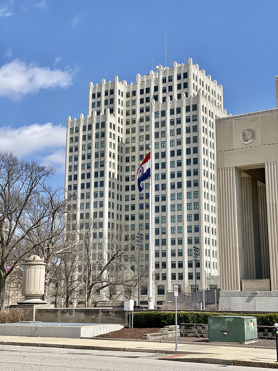 Photograph of Missouri Pacific Building