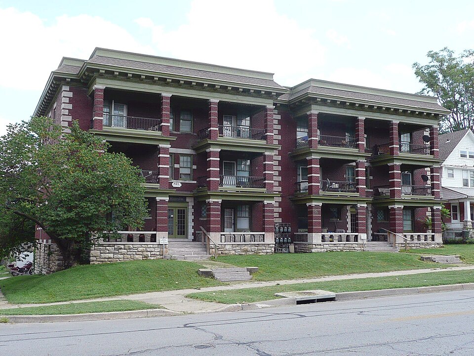 Photograph of Majestic Apartments