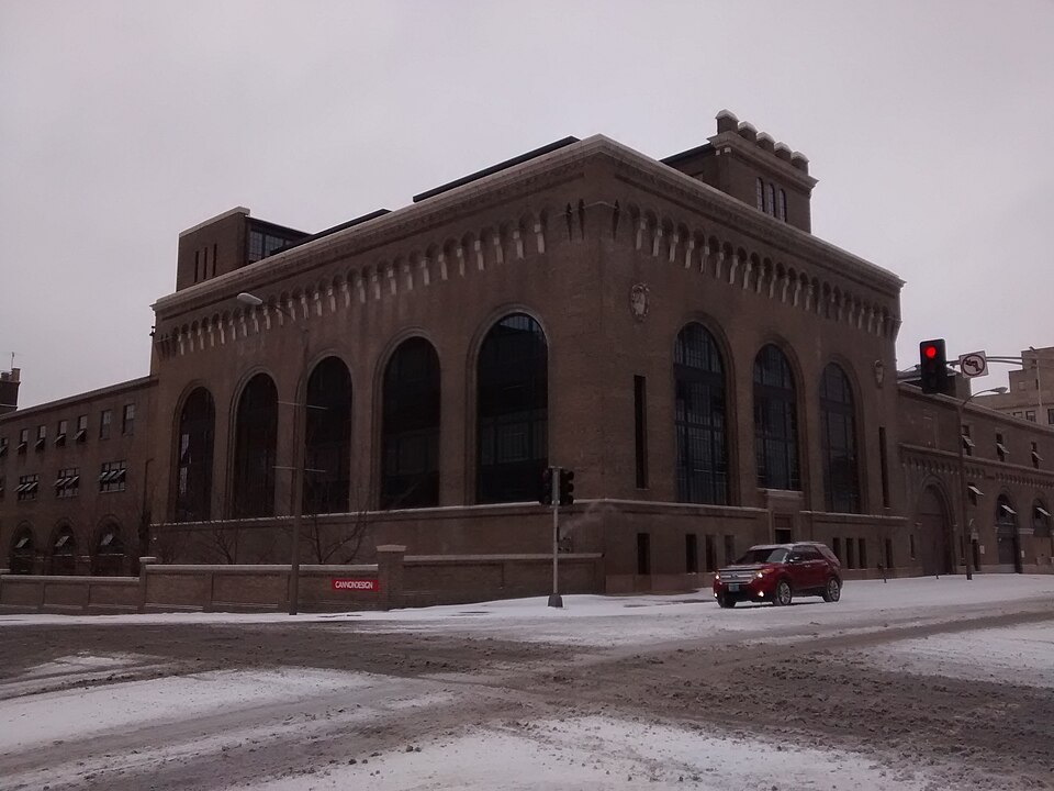 Photograph of Municipal Service Building