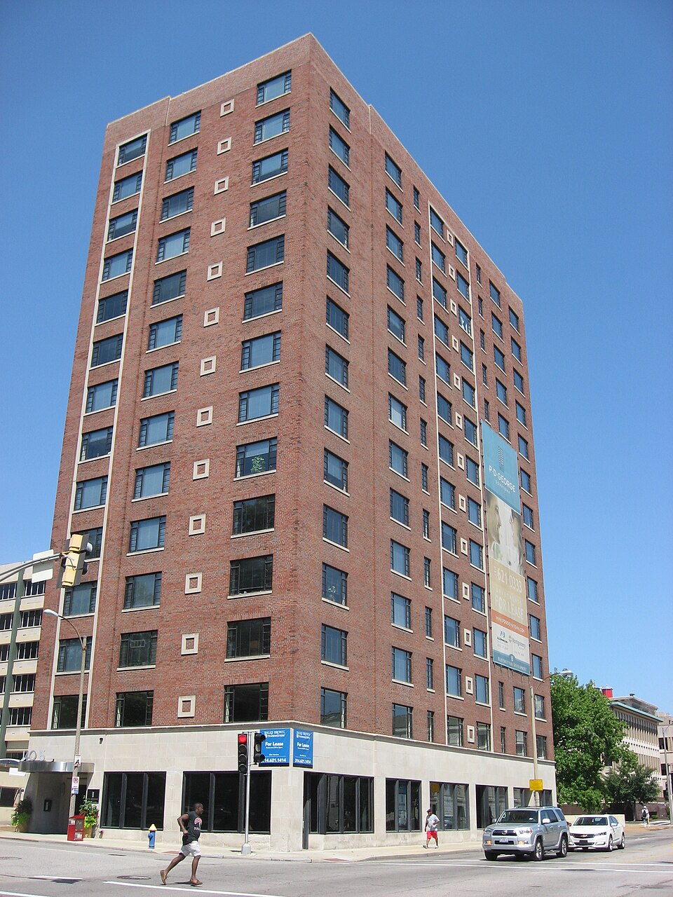 Photograph of Ford Apartments