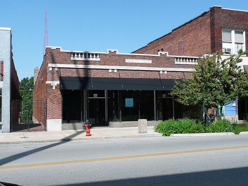 Photograph of F. W. Woolworth Building