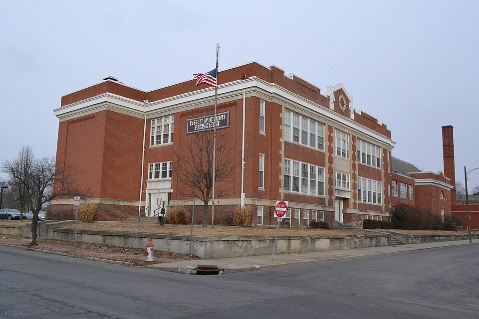 Photograph of Everett School