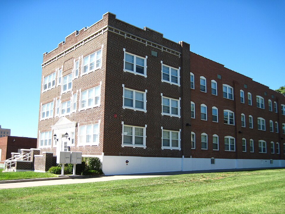 Photograph of Camp Manor Apartments
