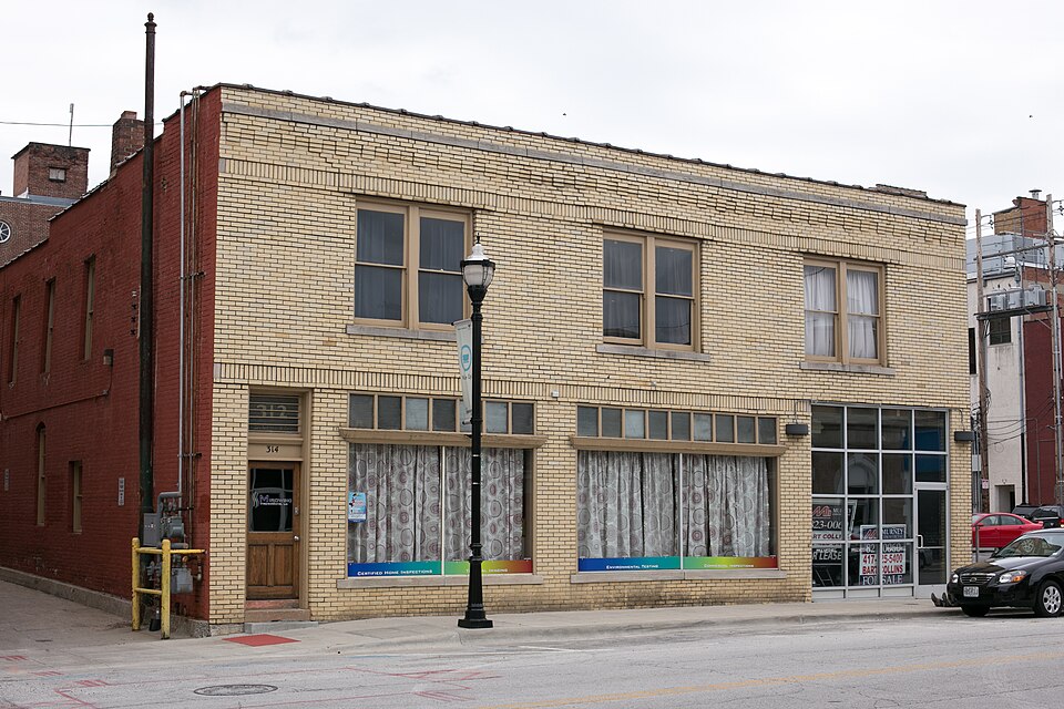 Photograph of Franklin Springfield Motor Co. Building