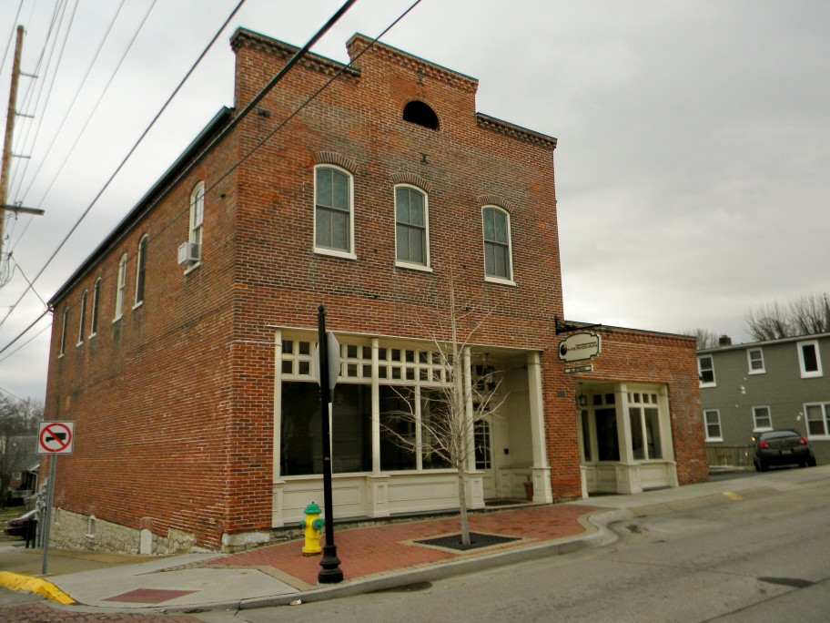 Photograph of Spaunhorst and Mayn Building