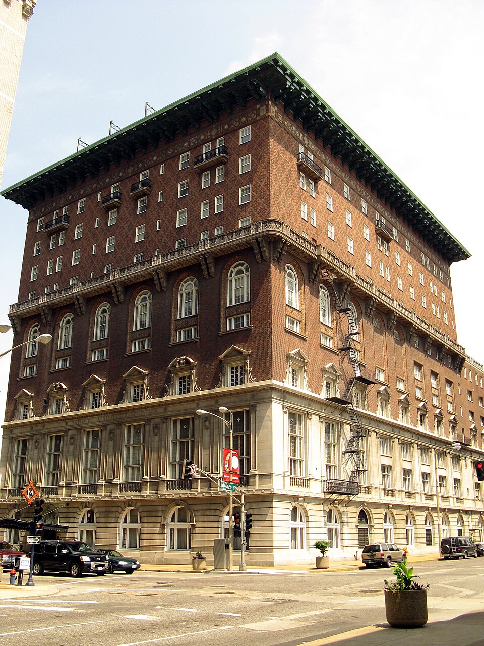 Photograph of Missouri Athletic Club Building