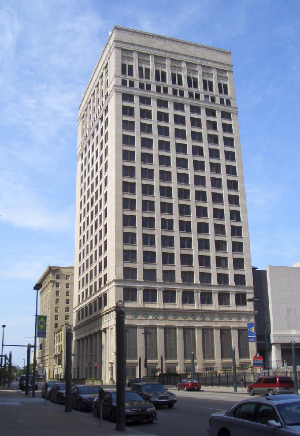 Photograph of 925 Grand