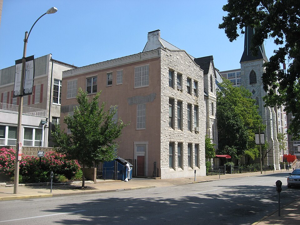 Photograph of Plaza Square Apartments Historic District