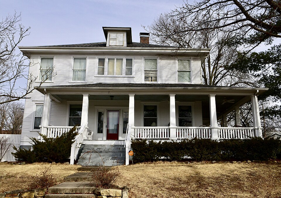 Photograph of Court Street Historic Residential District