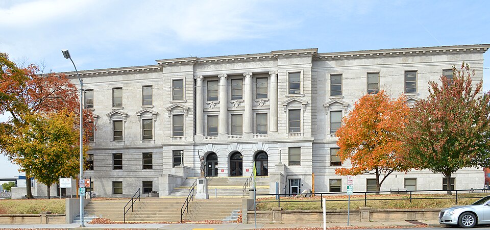 Photograph of Greene County Courthouse