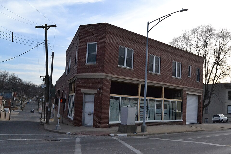 Photograph of Lawler Motor Company Building