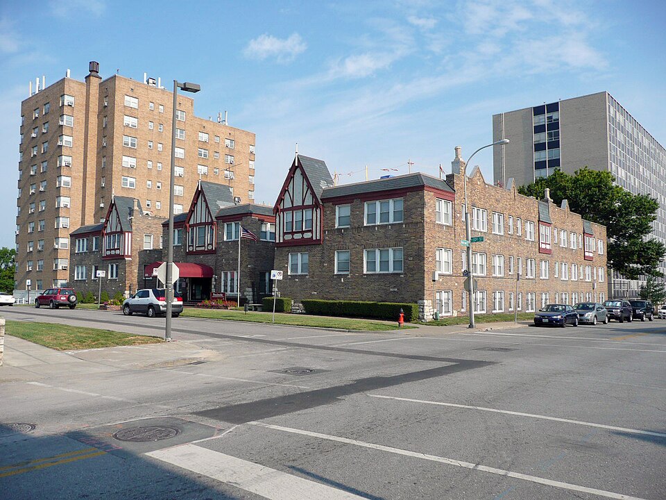 Photograph of Pennbroke Apartments