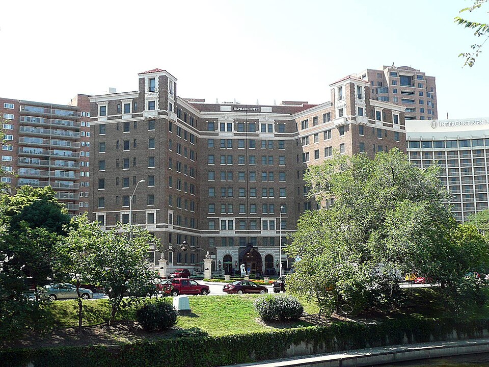 Photograph of Raphael Hotel
