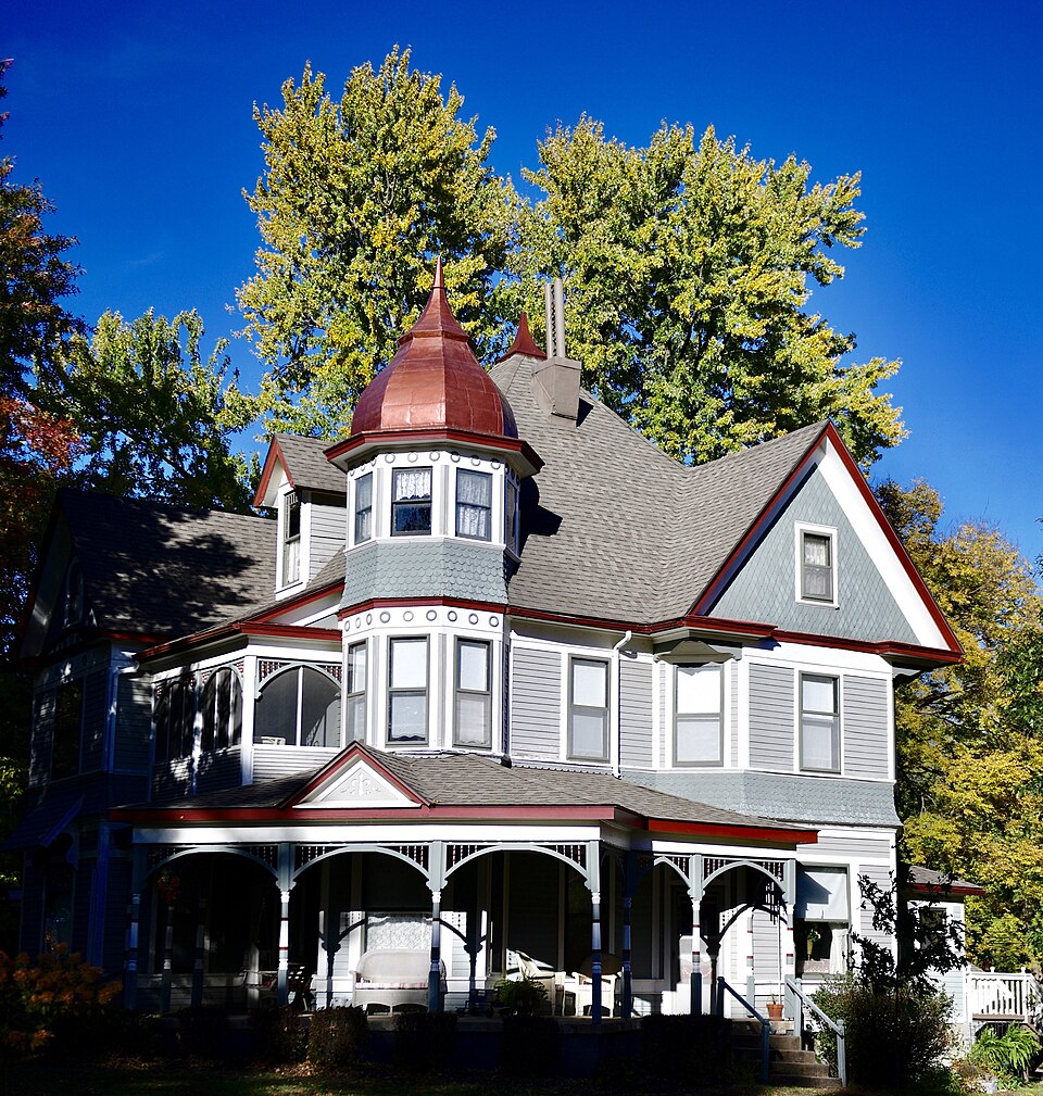 Photograph of Salisbury Square Historic District