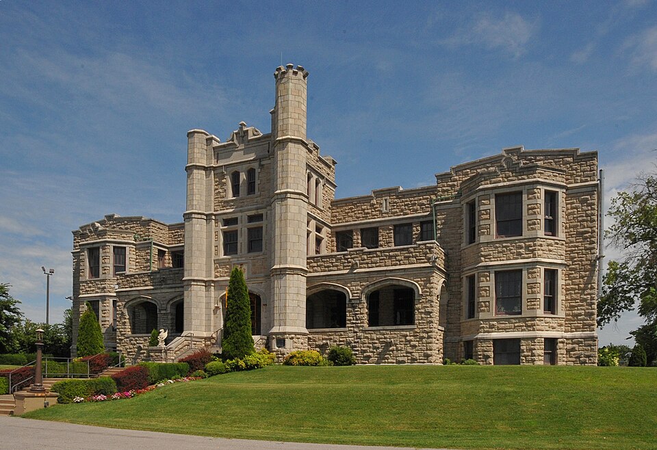 Photograph of Pythian Home of Missouri