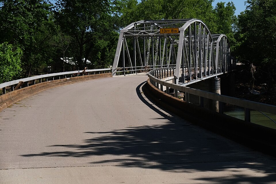 Photograph of Devils Elbow Bridge