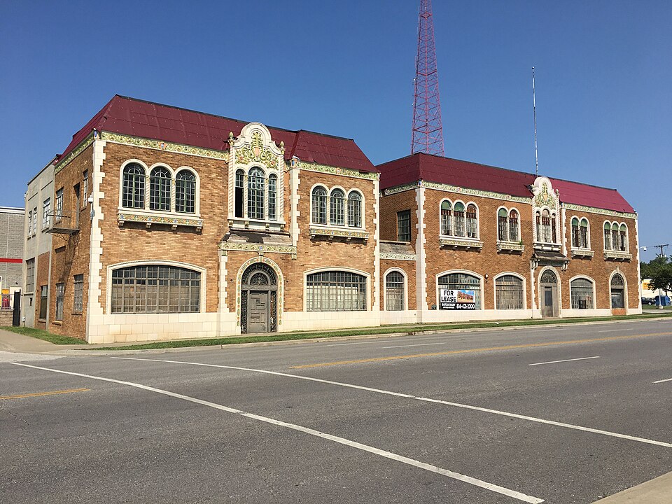 Photograph of Luzier Special Formula Laboratories Building