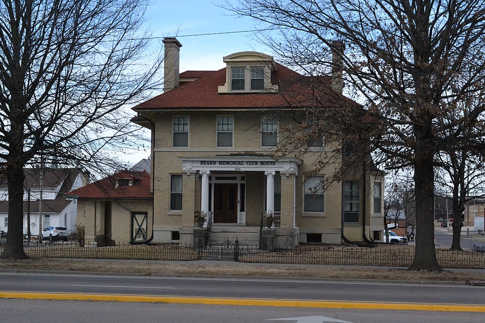 Photograph of John T. and Lillian Heard House