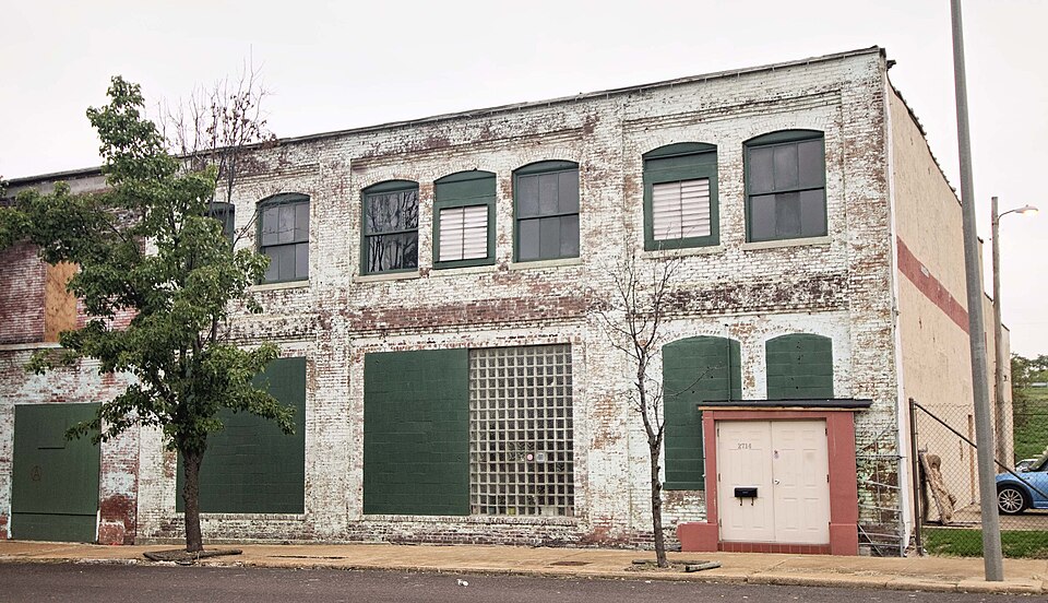Photograph of Lafayette Garage and Repair Company Building