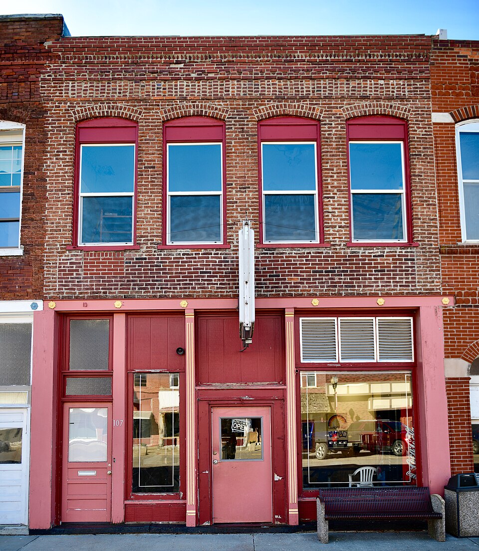 Photograph of New Franklin Commercial Historic District
