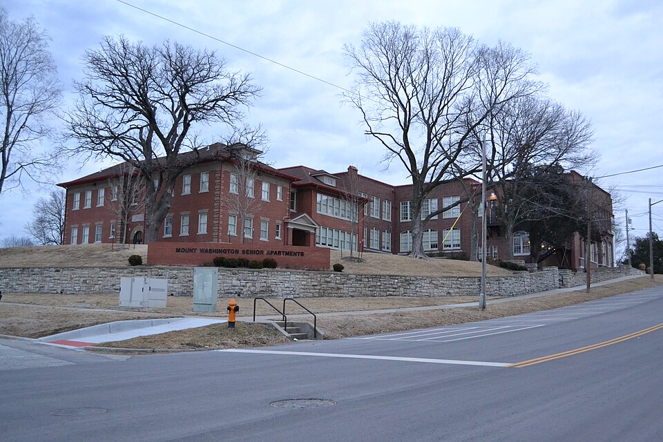 Photograph of Mount Washington School