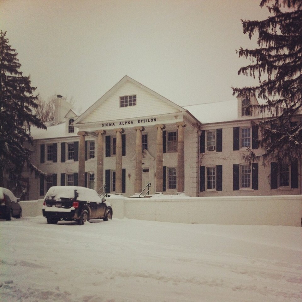 Photograph of Sigma Alpha Epsilon Fraternity House