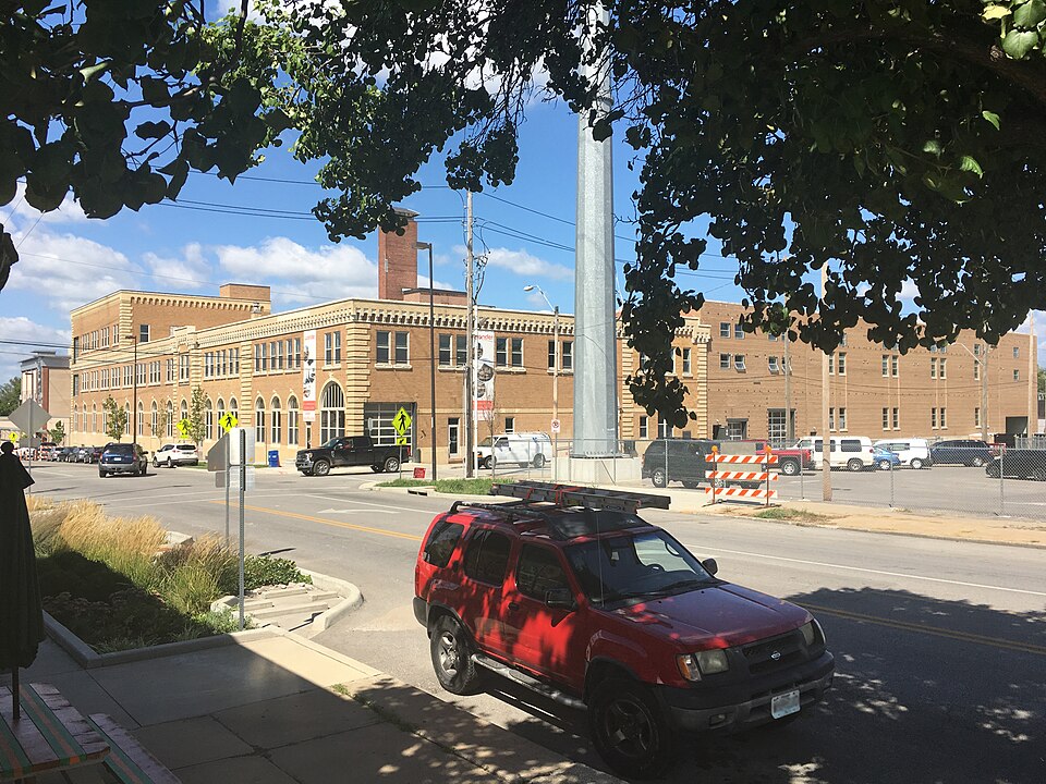 Photograph of Campbell-Continental Baking Company Building