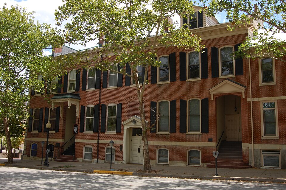 Photograph of Cole County Historical Society Building