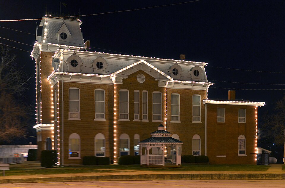 Photograph of Dent County Courthouse